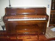  Piano for sale with piano 